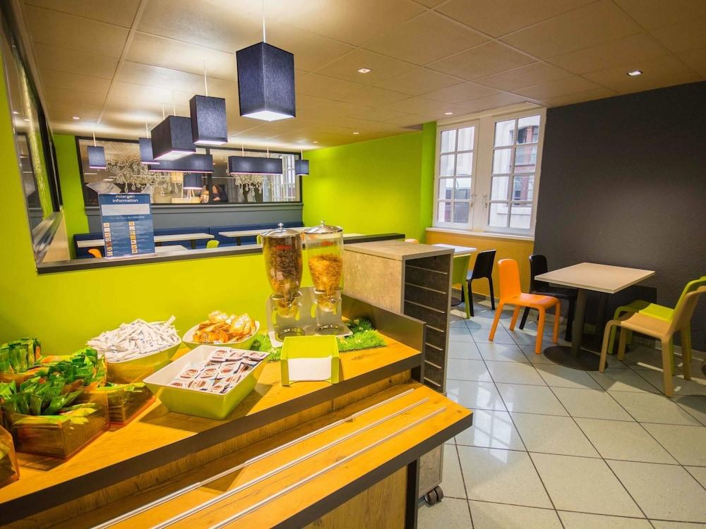 Ibis Budget Marseille Vieux Port Exterior photo