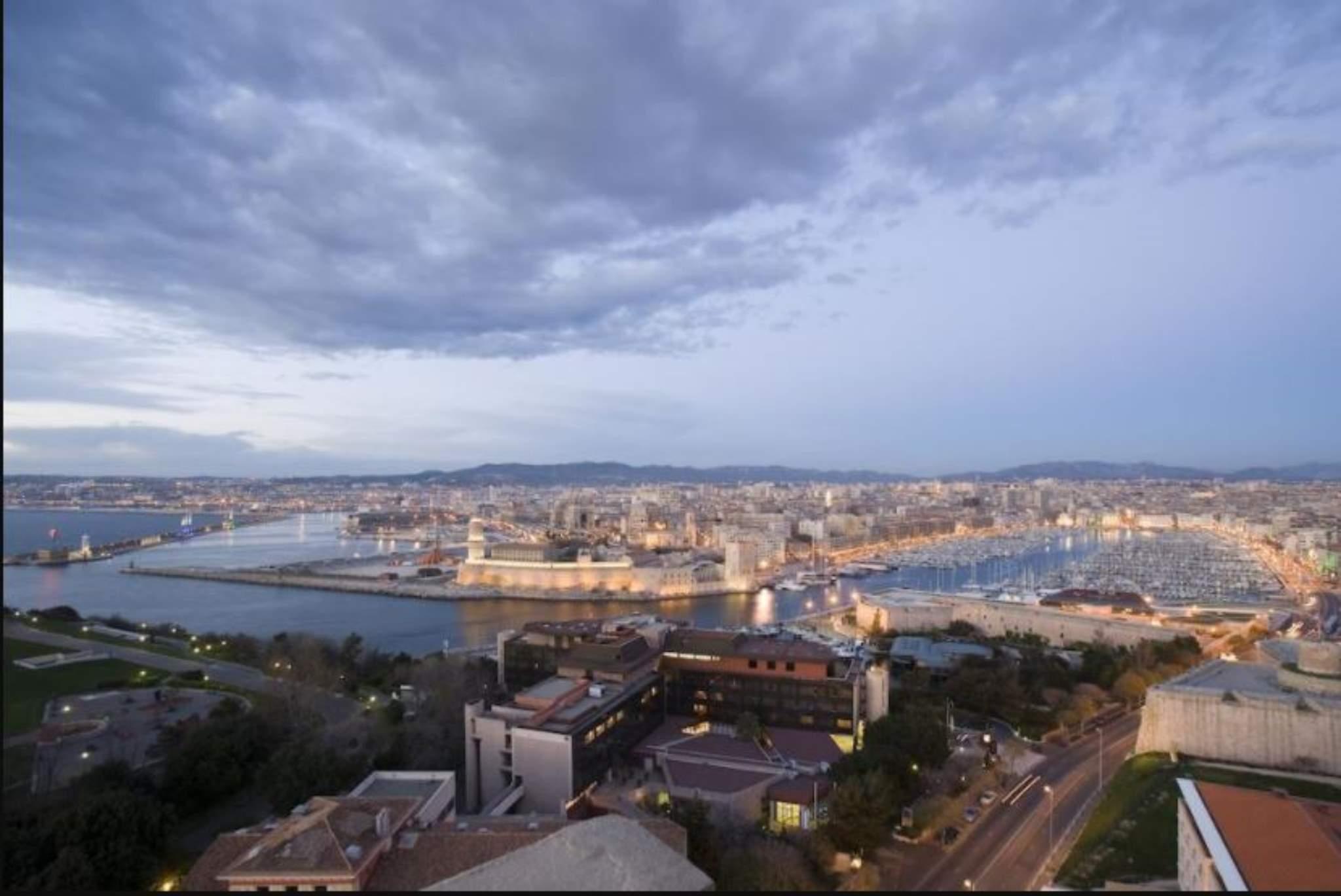 Ibis Budget Marseille Vieux Port Exterior photo