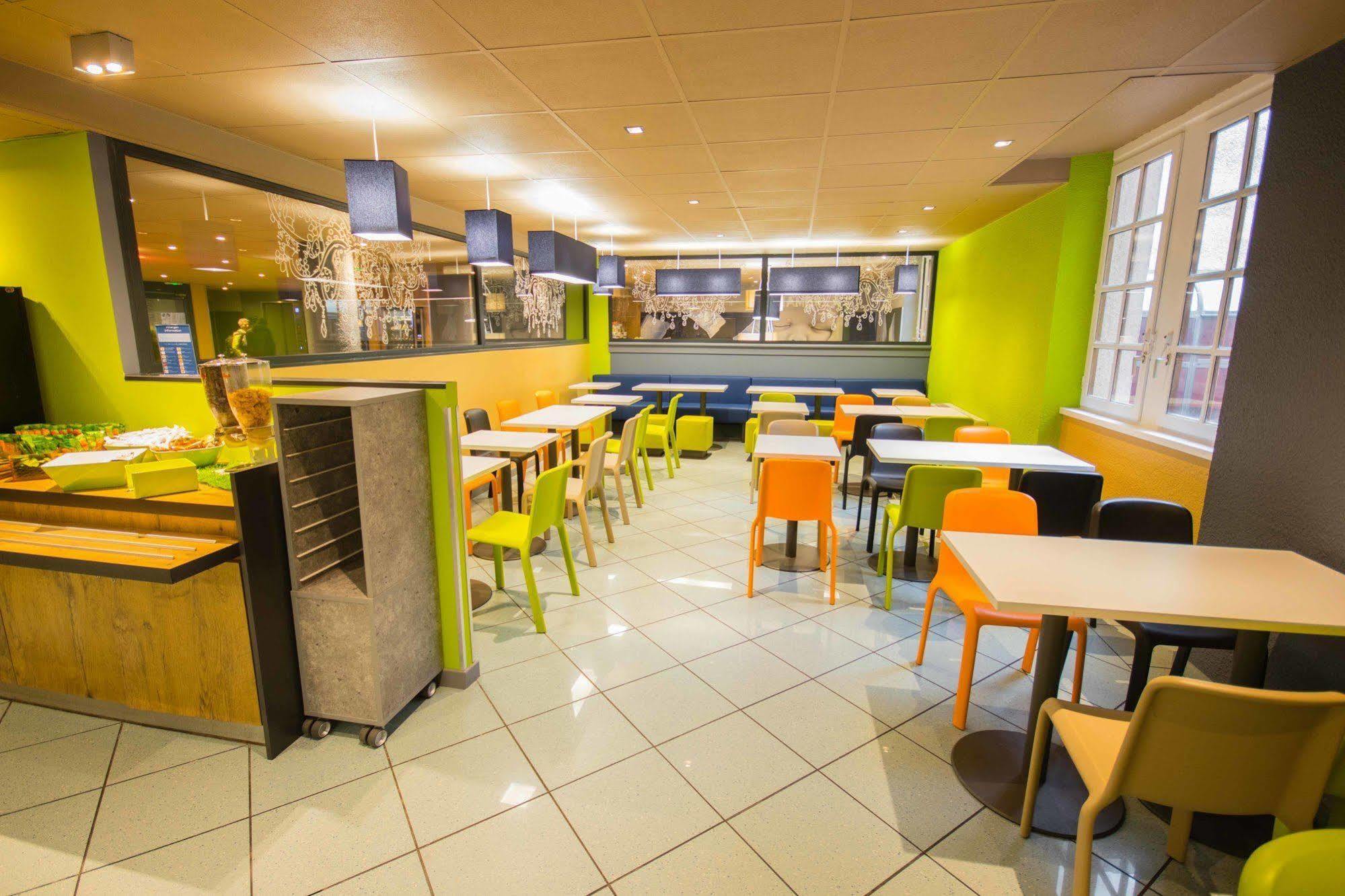 Ibis Budget Marseille Vieux Port Exterior photo
