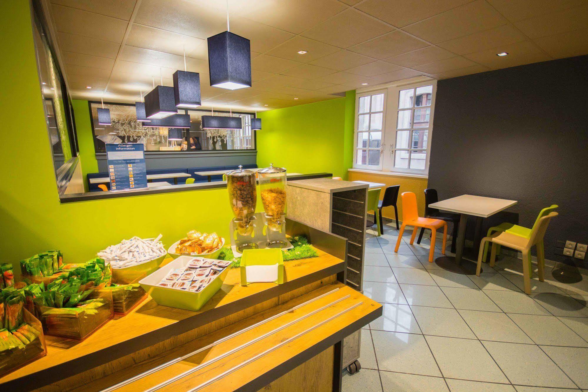 Ibis Budget Marseille Vieux Port Exterior photo